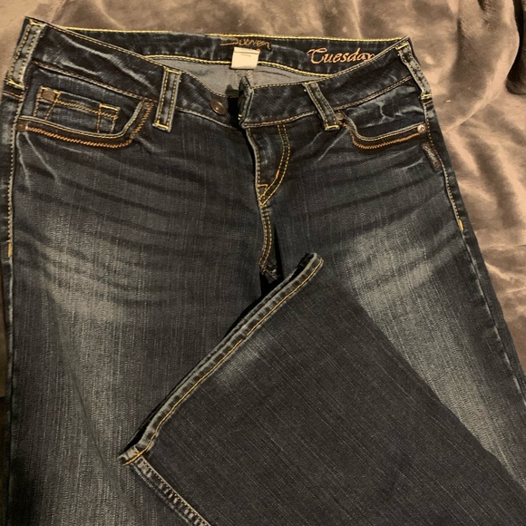 Silver Tuesday jeans - Picture 1 of 3